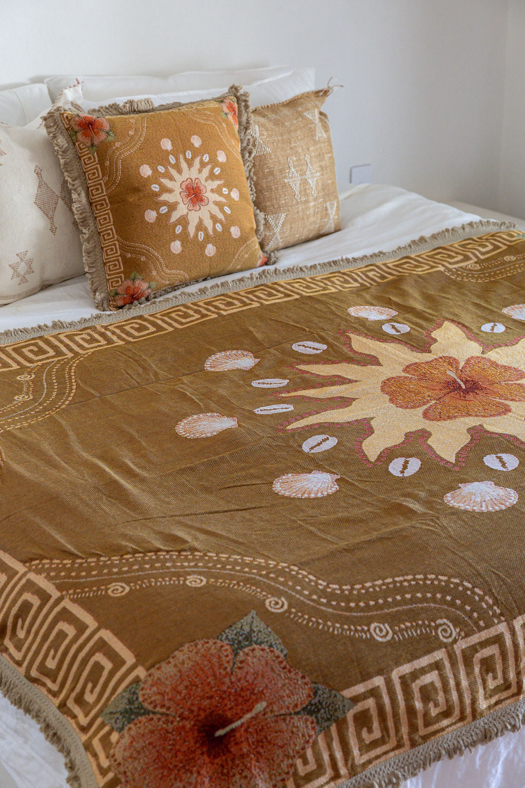 Elements Of Me Indigenous Art Throw Rug By Taylor - Lee