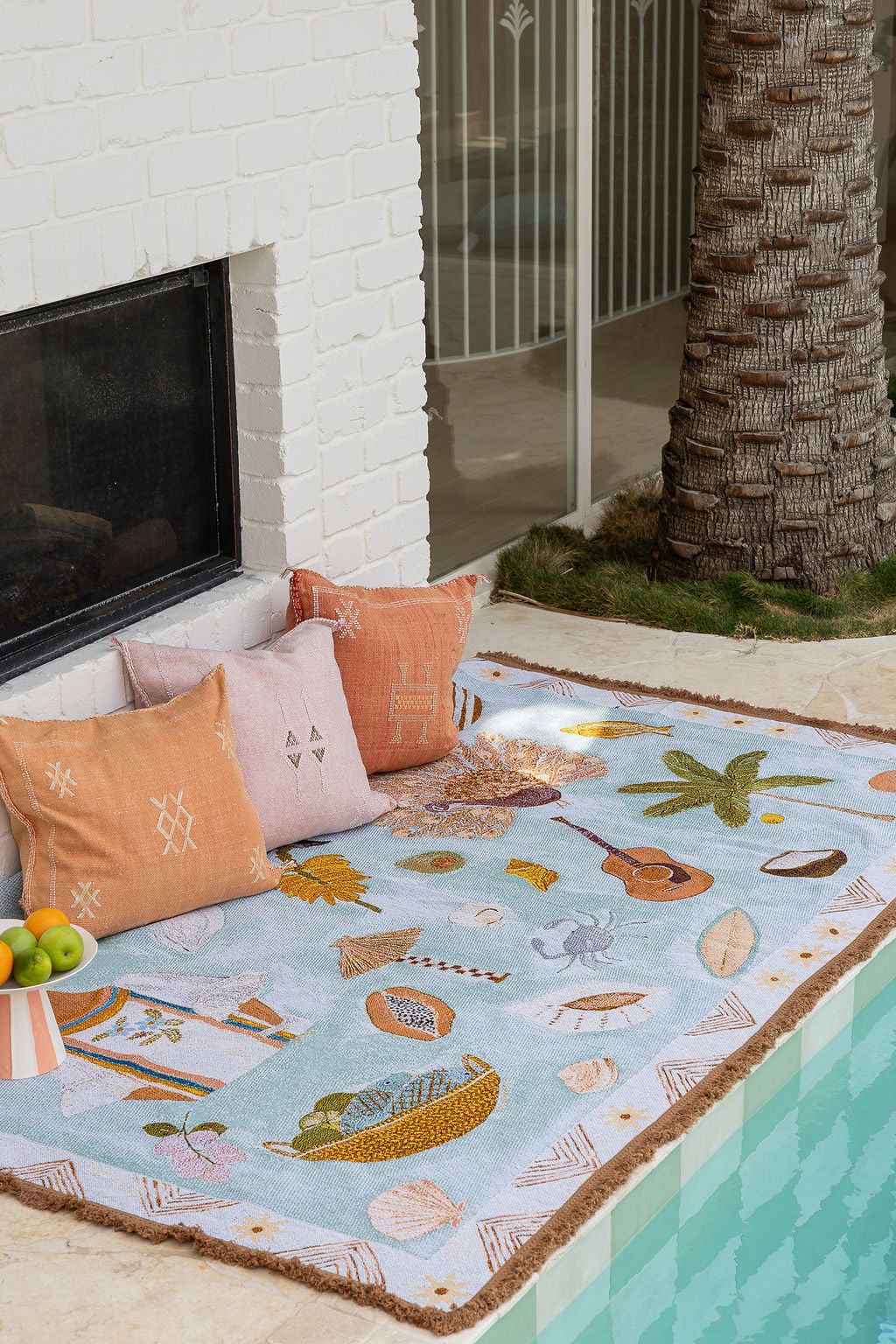 Summer Lovin Art Throw Rug By Gabrielle Diamantis